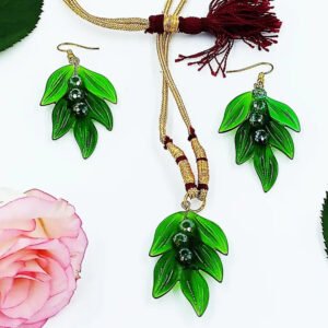 Handcrafted Green glass Leaf Jewelry Set